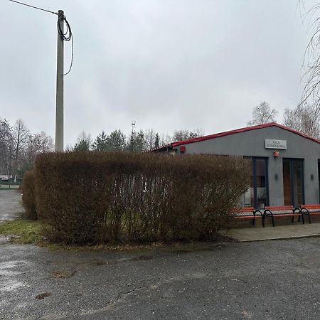 Apartament Nr 5 Lub 6 Przy Sali Kominkowej Przeczyce Bagian luar foto