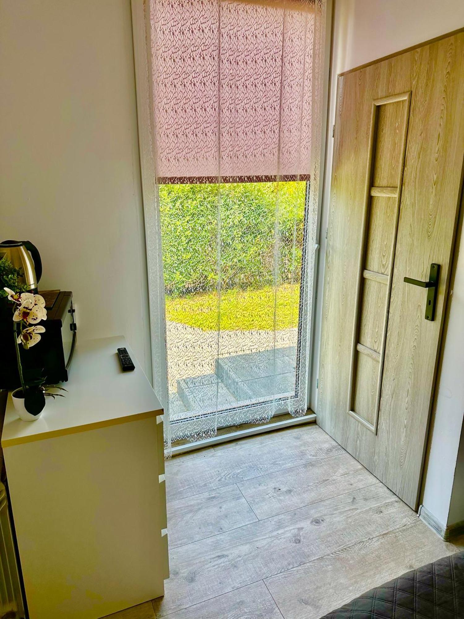 Apartament Nr 5 Lub 6 Przy Sali Kominkowej Przeczyce Bagian luar foto