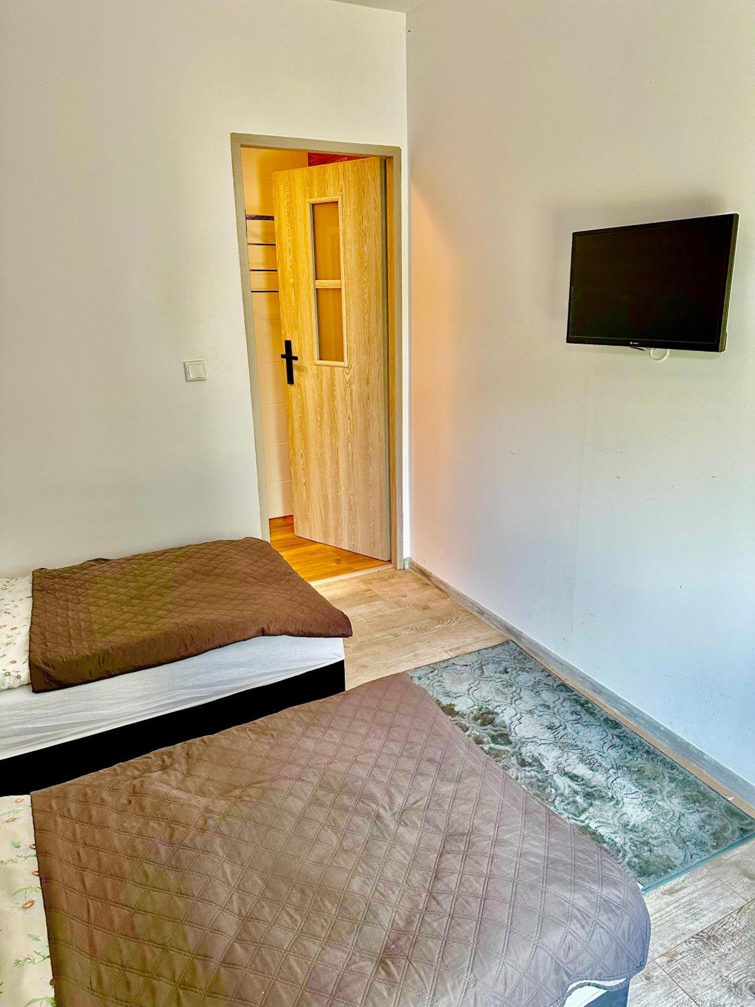 Apartament Nr 5 Lub 6 Przy Sali Kominkowej Przeczyce Bagian luar foto